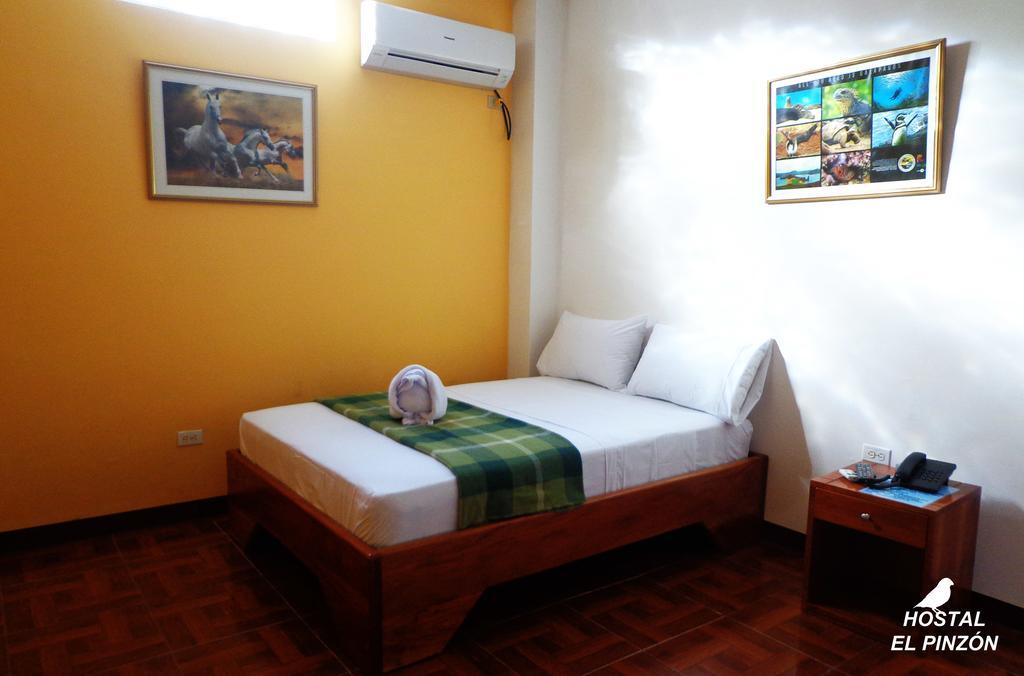 Hostal El Pinzon Puerto Ayora  Kamer foto