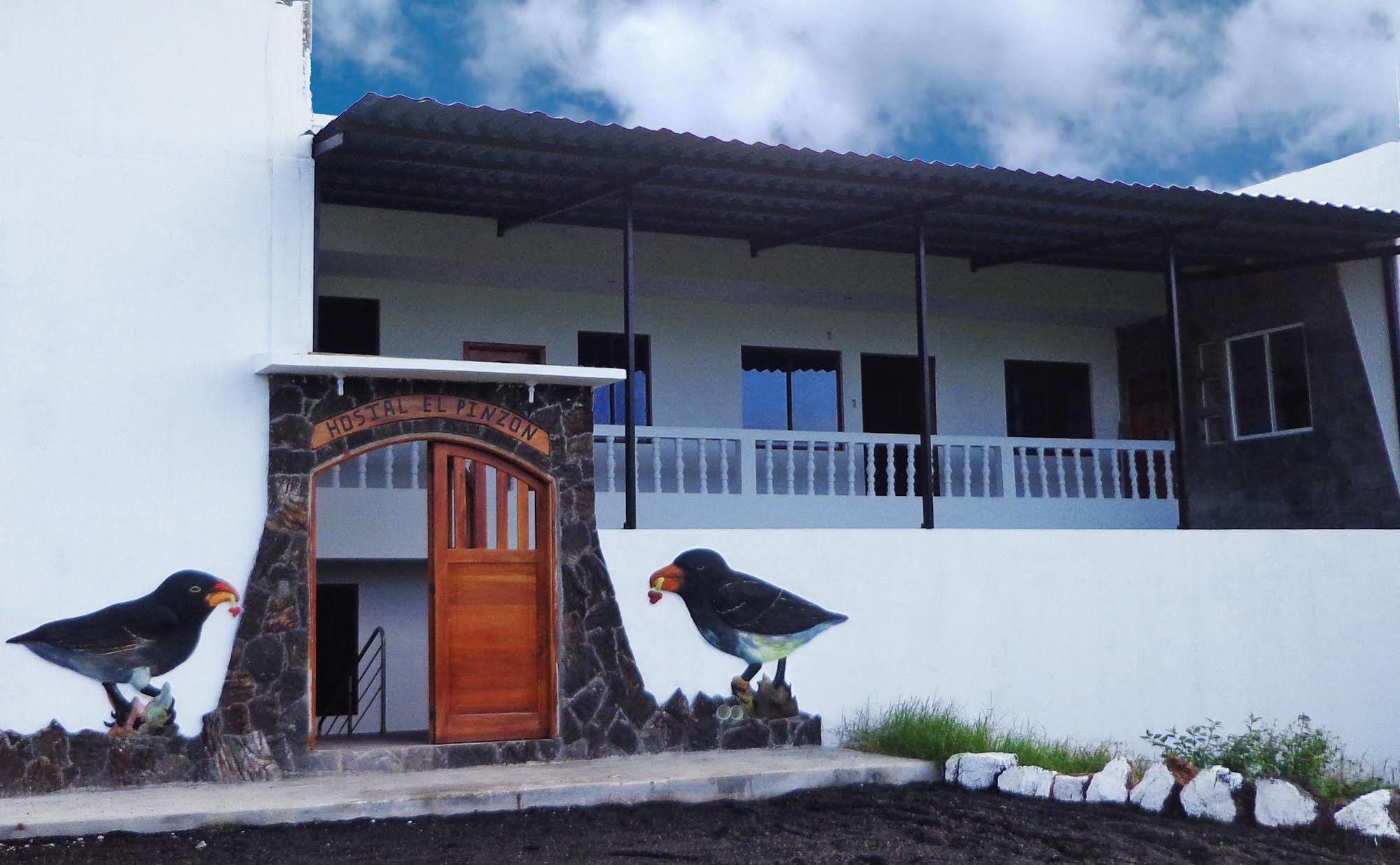 Hostal El Pinzon Puerto Ayora  Buitenkant foto